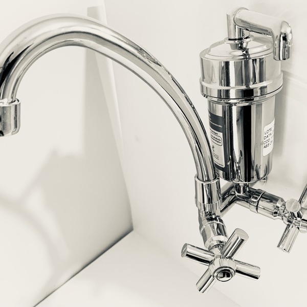 Torneira Com Filtro Abs Parede Cozinha Cromada Inmetro