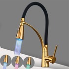 Torneira Cozinha Gourmet Dourada Monocomando Flexível Led
