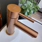 Torneira de Banheiro Monocomando Bica Baixa Redonda Rose Gold