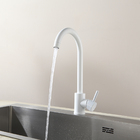 Torneira de Cozinha Misturador Monocomando Água Quente e Fria