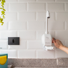 Torneira Elétrica de Parede para Cozinha com Bica Alta Articulável Branco 220V Enerclean Enerbrás