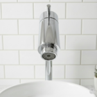 Torneira Link Metal Cromado Lavabo Cuba De Quartzo Branco Cas