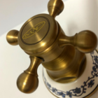 Torneira Misturador Vintage Retrô Bronze Com Porcelana