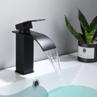 Torneira Monocomando Bancada Quadrada Preta Bica Curva para B