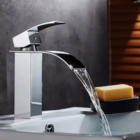 Torneira Monocomando Cascata Banheiro Cromada Bica Baixa