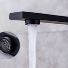 Torneira Monocomando Quadrada para Cozinha Preto Fosco Gourme