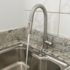 Torneira Pia Cozinha Escovada E Dispenser Dosador Detergente