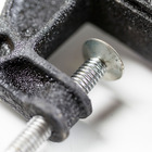 Torno de Bancada 2.1/2" 3694221200 Vonder