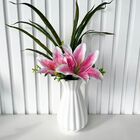 Vaso Centro De Mesa Branco Com Flor Artificial Arranjo Lírio