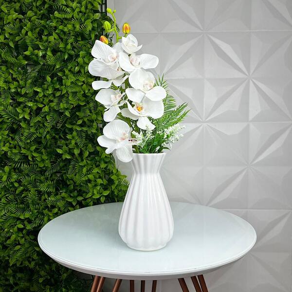 Vaso Centro De Mesa Branco De Cerâmica Com Arranjo Orquídea