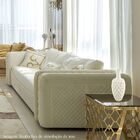 Vaso De Cerâmica Branco Com Textura - Formato Garrafa Ânfora