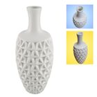 Vaso De Cerâmica Branco Com Textura - Formato Garrafa Ânfora