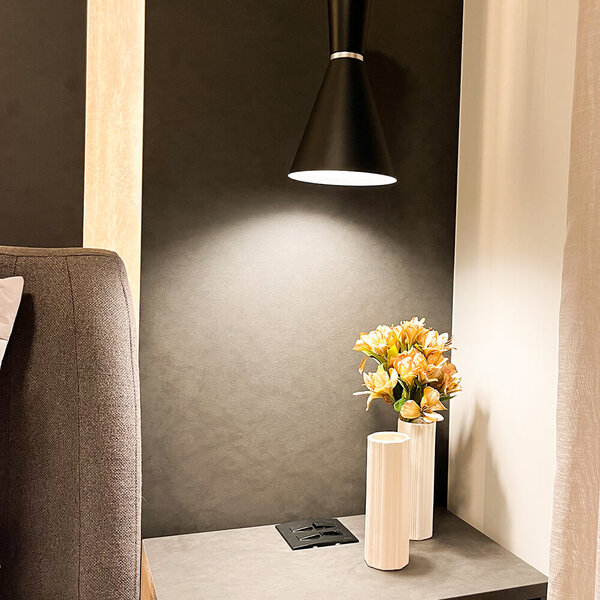 Vaso De Cerâmica Decorativo Para Flores Branco Kobb 23cm