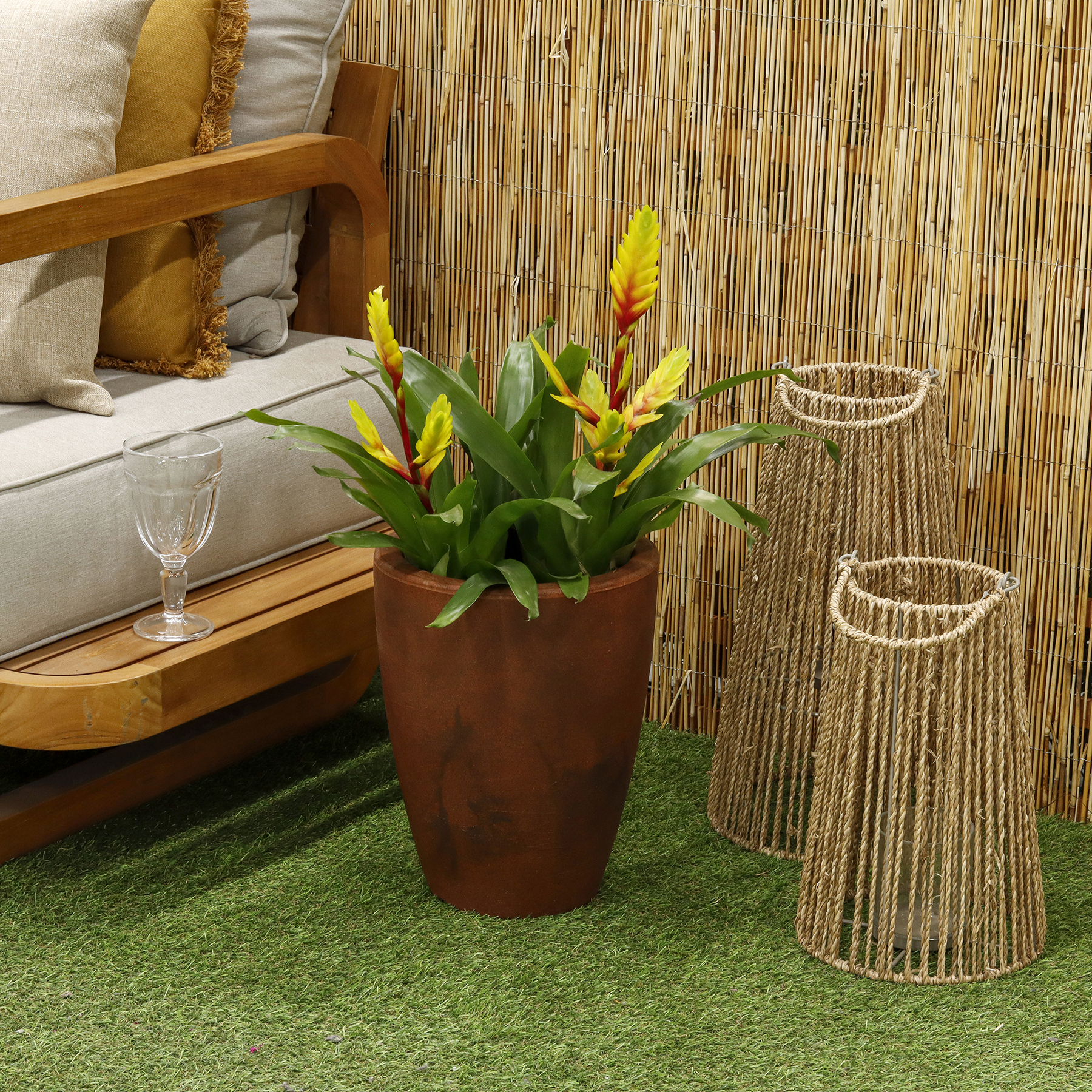 Vaso de Planta Grande em Plástico Rusty Malta Naterial