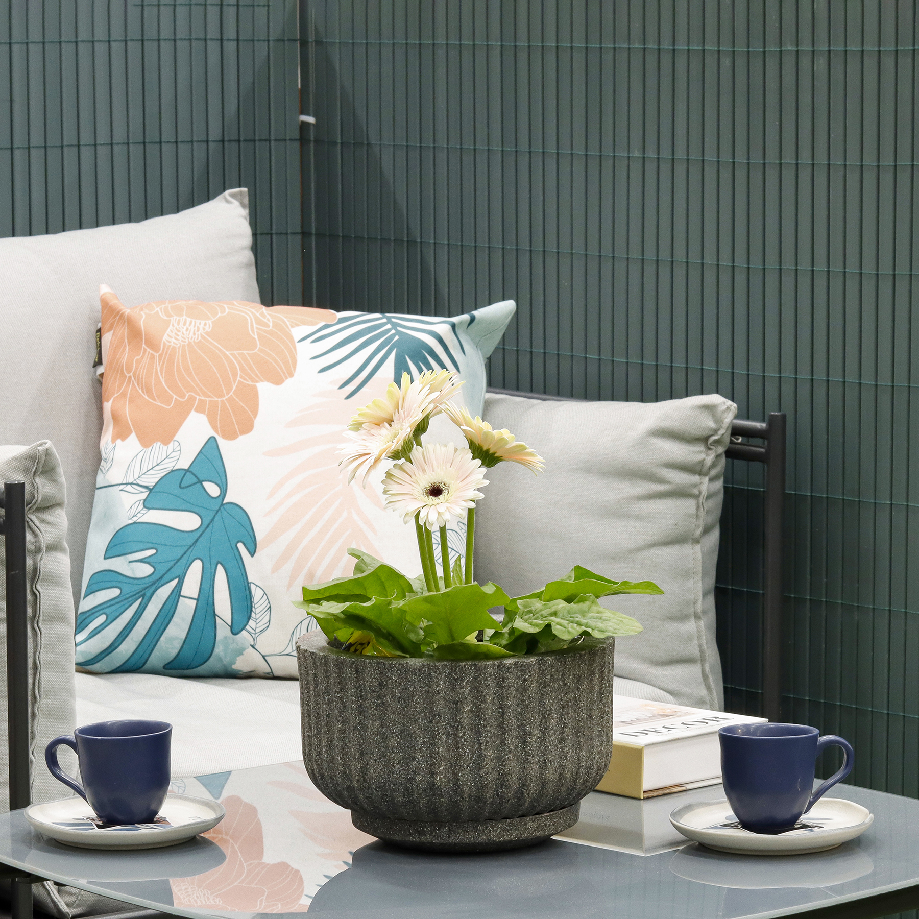 Vaso de Planta Pequeno em Plástico com Prato Preto Mármore Naterial