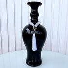 Vaso Garrafa Preto Brilho Moderno Com Colar Japamala Branco
