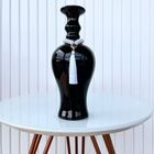 Vaso Garrafa Preto Brilho Moderno Com Colar Japamala Branco