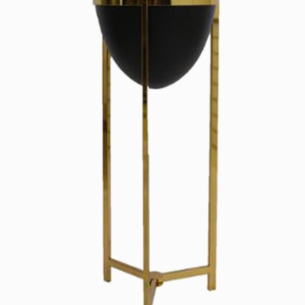 Vaso Preto Metal Com Suporte Dourado 108x43x43cm